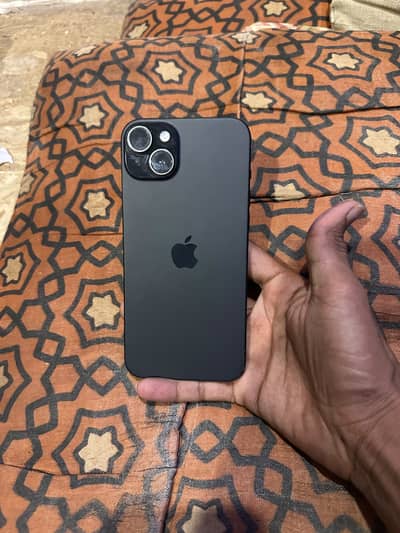 Apple iPhone 15 plus J. V
