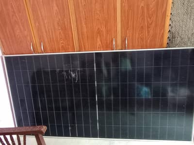 jinko 585 watt solar panel