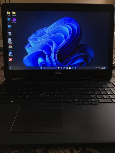 Dell Latitude E5550/Core i5 5Gen