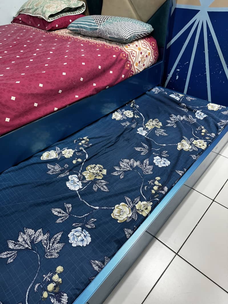 Double bed 4