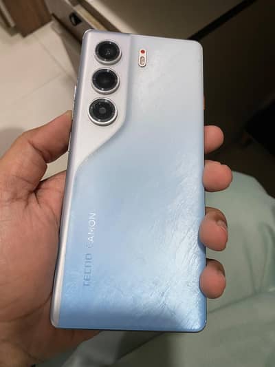 Tecno CAMON 40 Pro