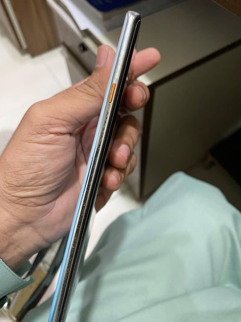 Tecno CAMON 40 Pro 2