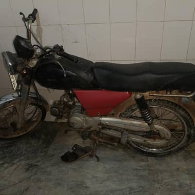 Road Prince 70 2019 model  Namer 2022 laga hai