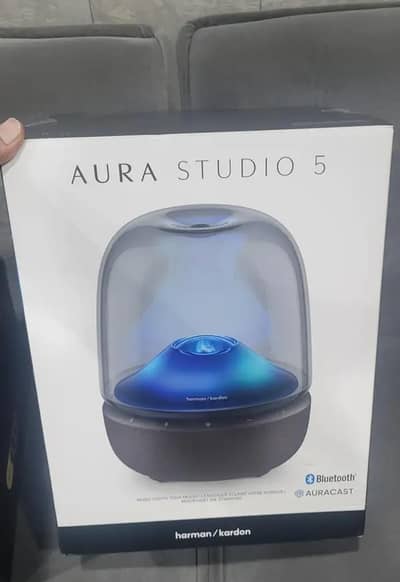 Aura Studio 5 Harman Kardon Bluetooth Speaker Black