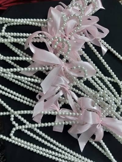 pearls hangers
