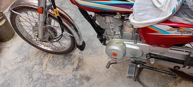 honda. 125 ha bike all ok ha or bike ke tinke sat ak or b ha