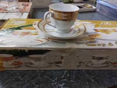 Crockery sets in good conditions