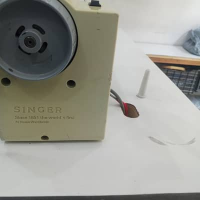 used singer sewing machine in good condition electricical sewing used