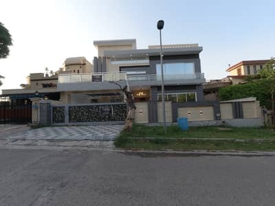 On Excellent Location 1 Kanal House Available For Sale In DHA Phase 1 - Sector A, Islamabad