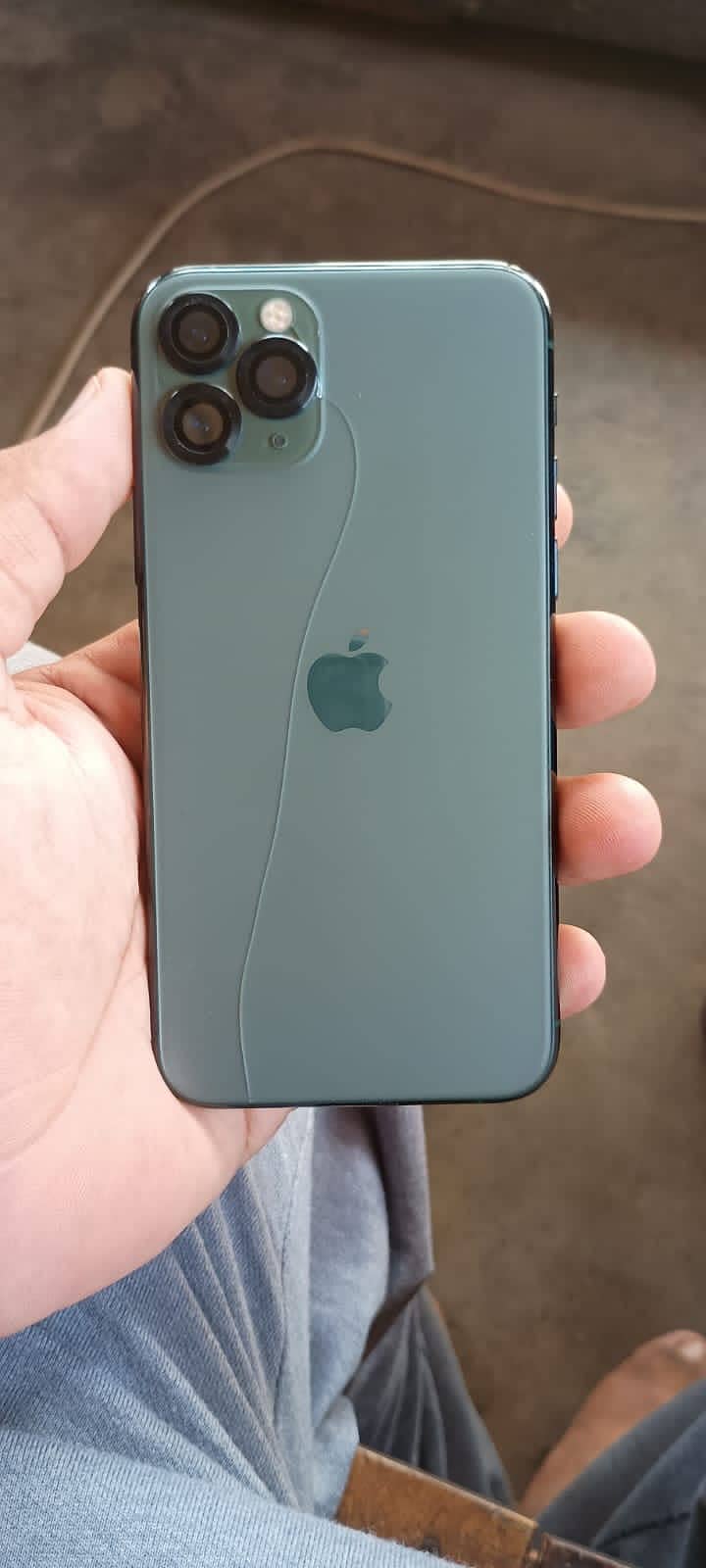 Apple iPhone 11 Pro 1