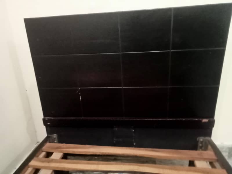 2 single bed 8/10 condition 1