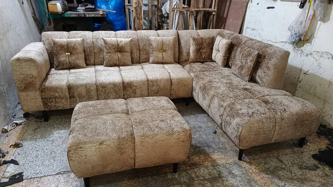 bubble sofa structure for Monty 0