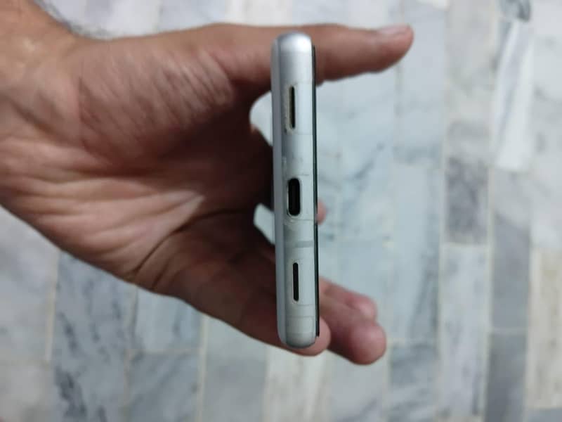 Google Pixel 7a 3