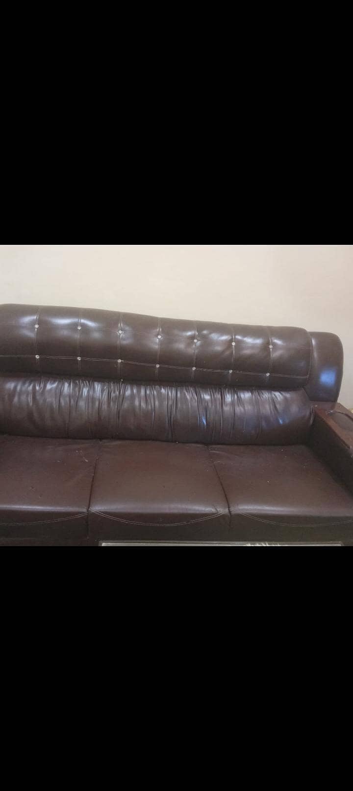 leather sofa set 3,2,1. 3