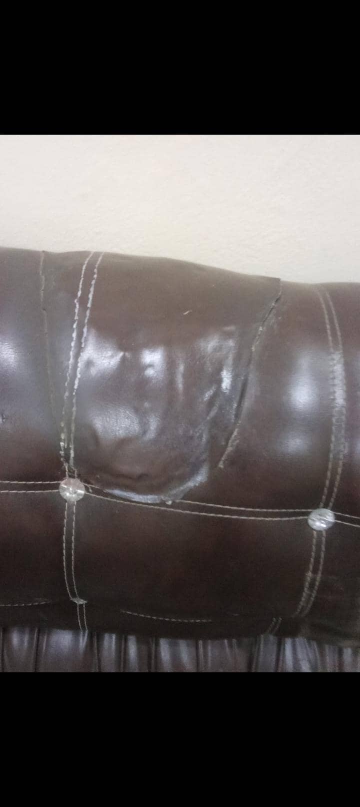 leather sofa set 3,2,1. 6