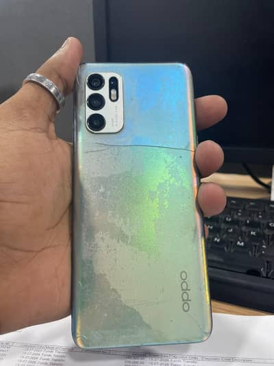 OPPO Reno6