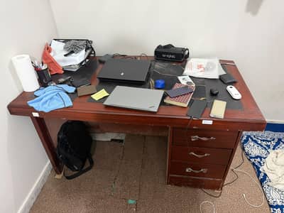 Office table