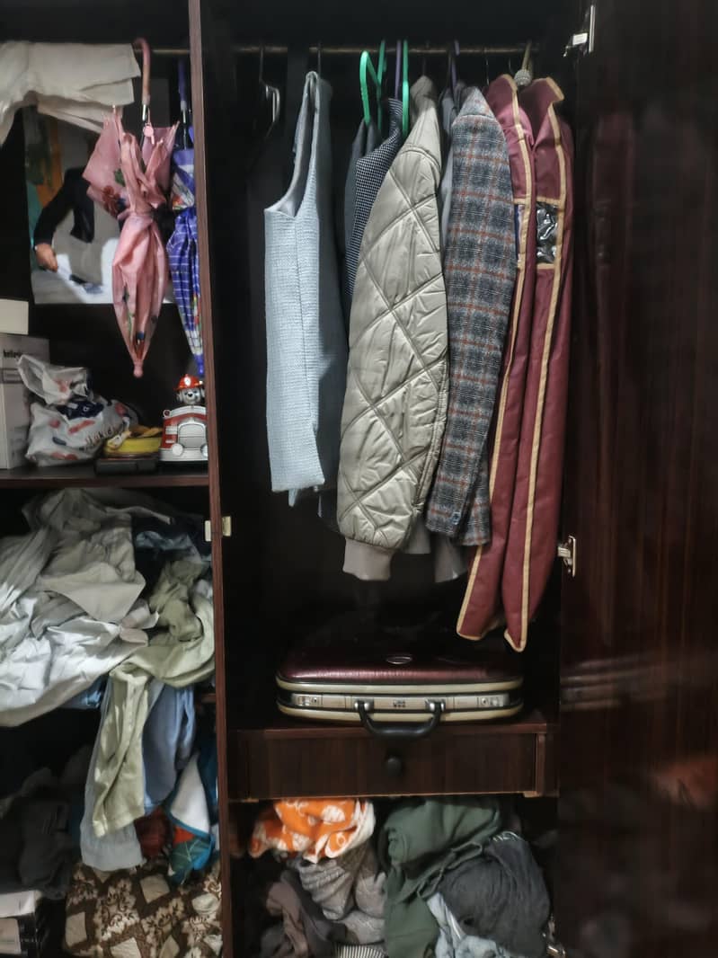 wardrobe 2