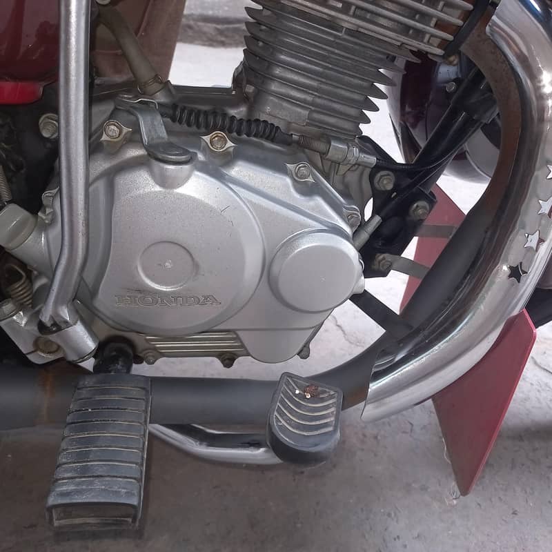 Honda CG 125 2023 3