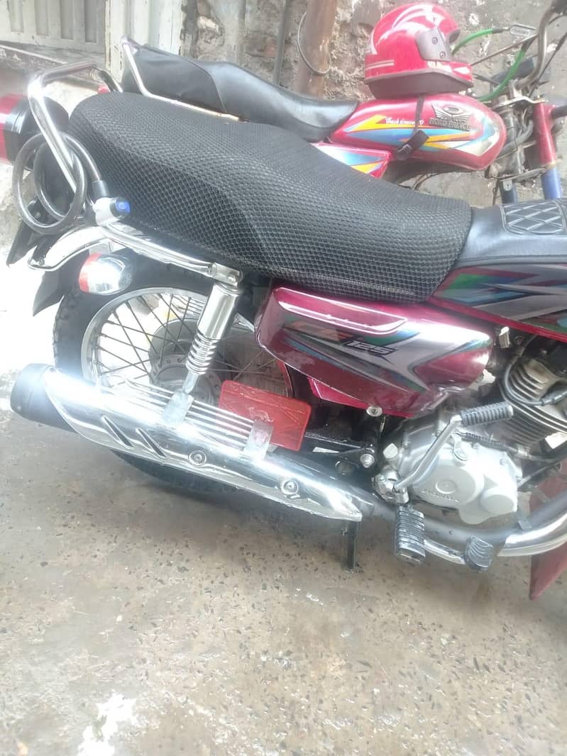 Honda CG 125 2023 6