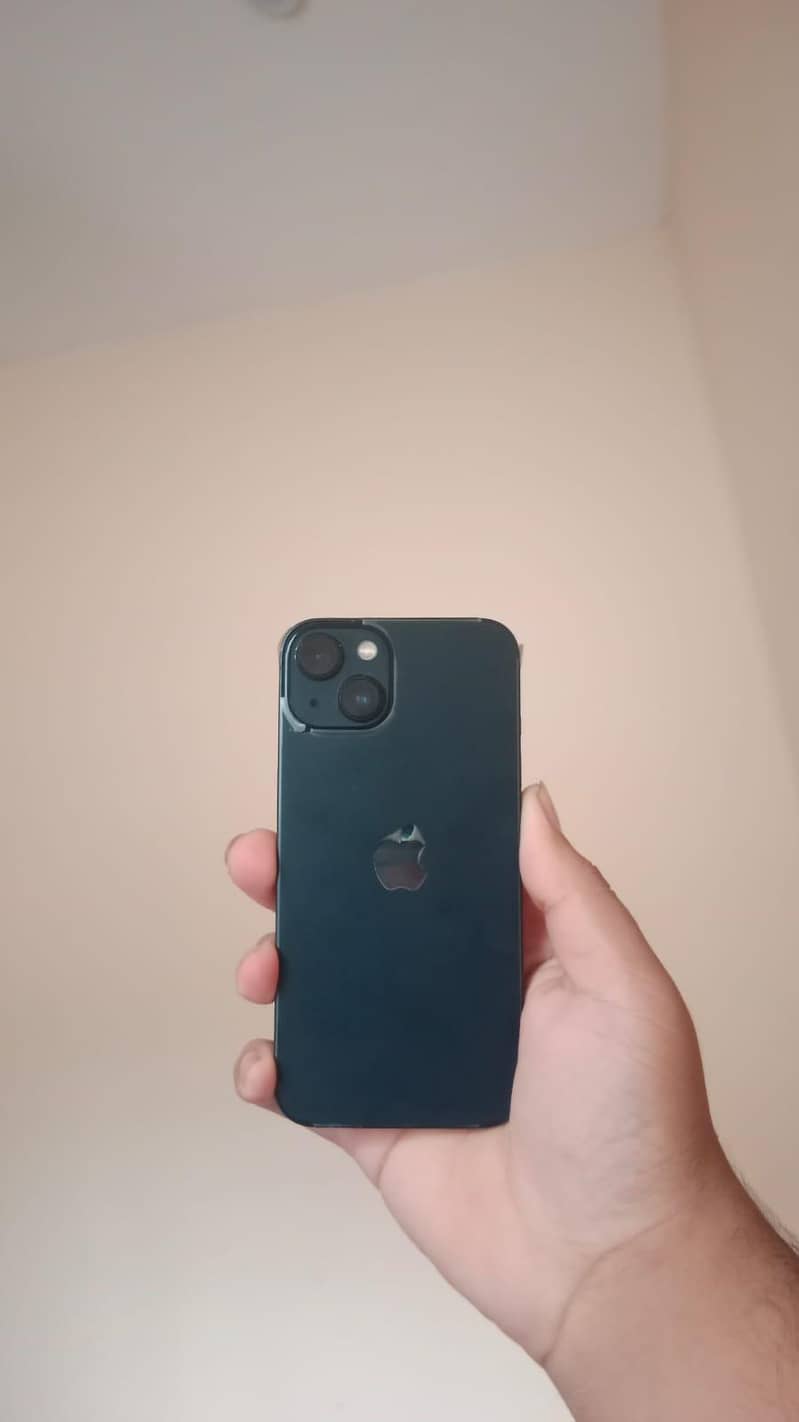 Apple iPhone 13 1