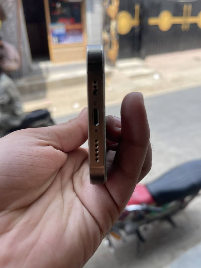 Apple iPhone 14 Pro 5