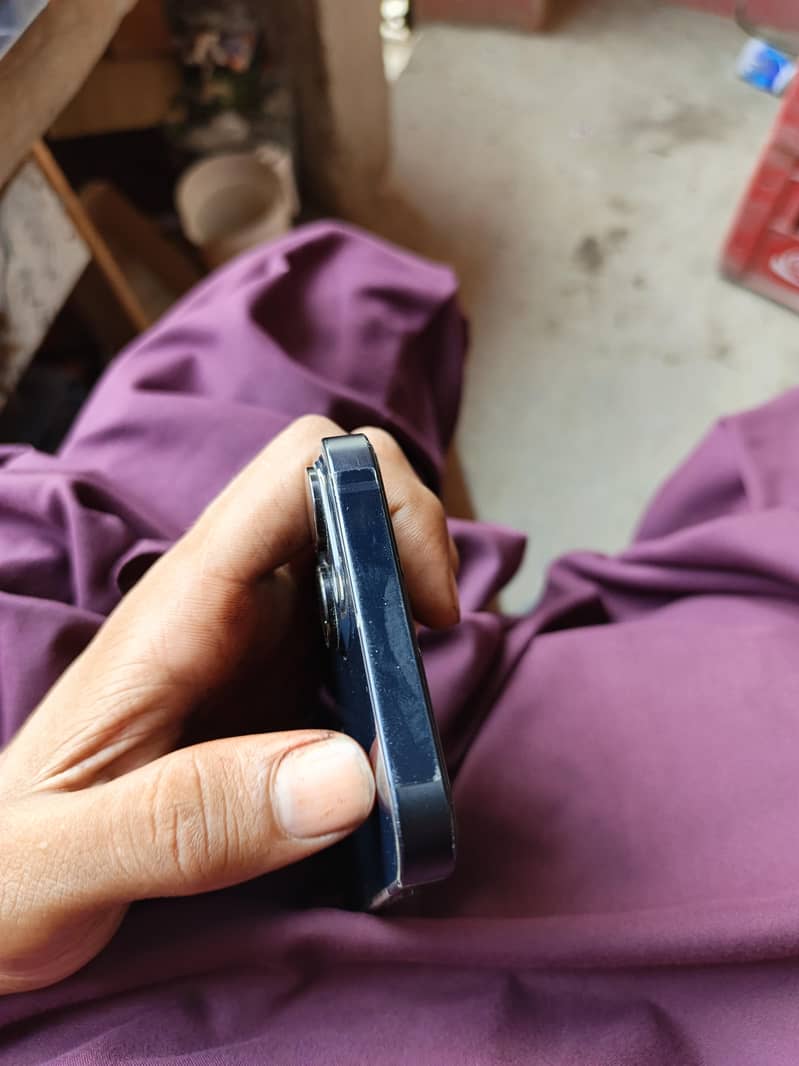iphone 13 4