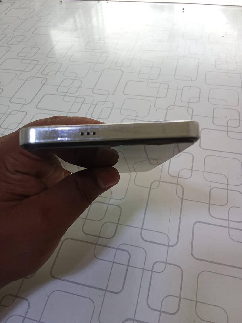 Tecno CAMON 20 1