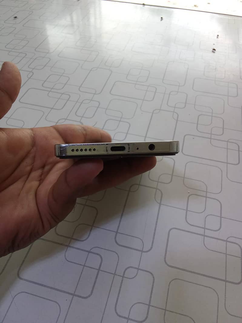 Tecno CAMON 20 4