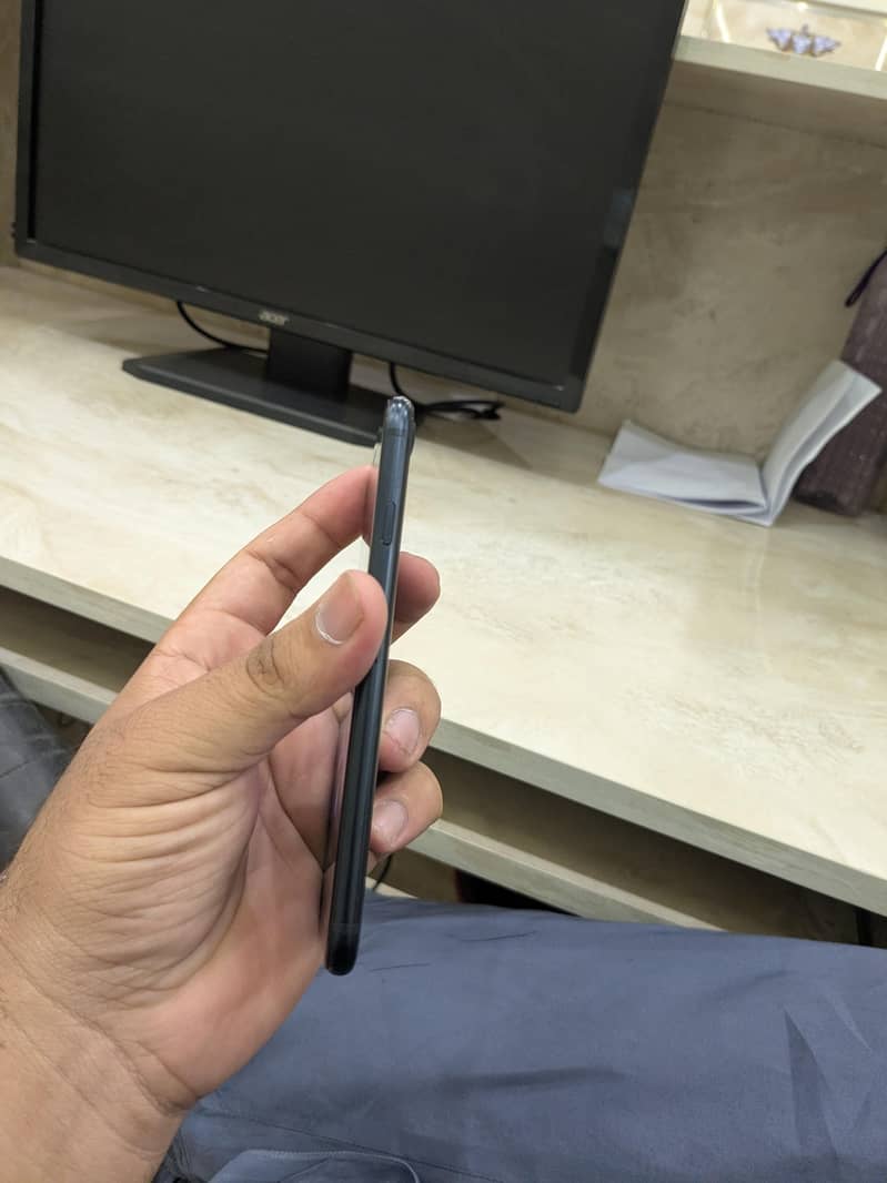 Apple iPhone SE 3