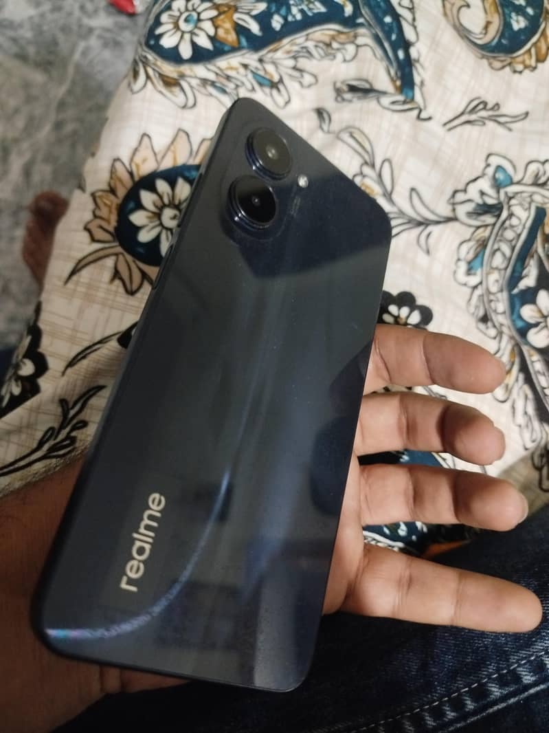 Realme C33 1