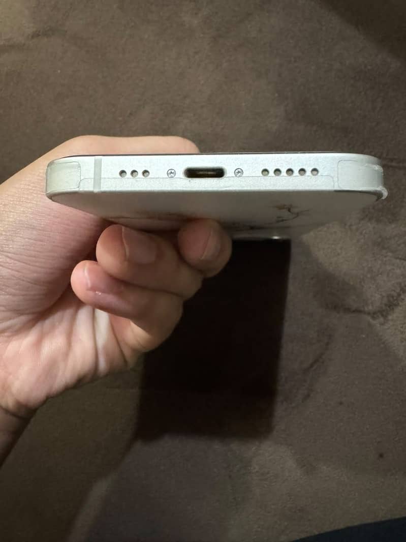 Apple iPhone 12 5