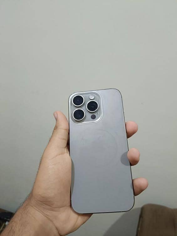 Apple iPhone 15 Pro 5