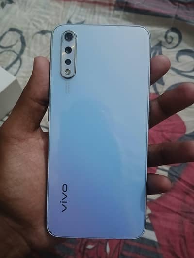 Vivo S1