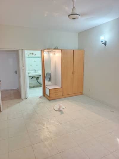 Urgent Sale Best Price 10 Marla Apartment Prime Location