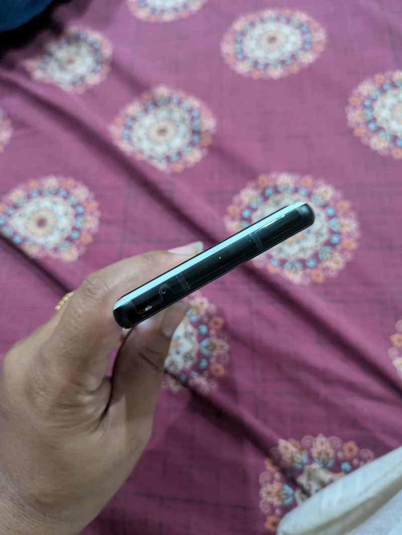 Google Pixel 6a 5