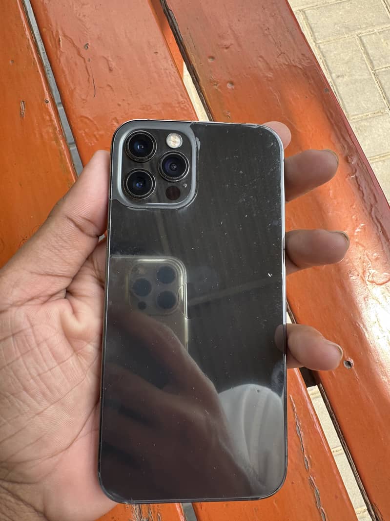 Apple iPhone 12 Pro 4