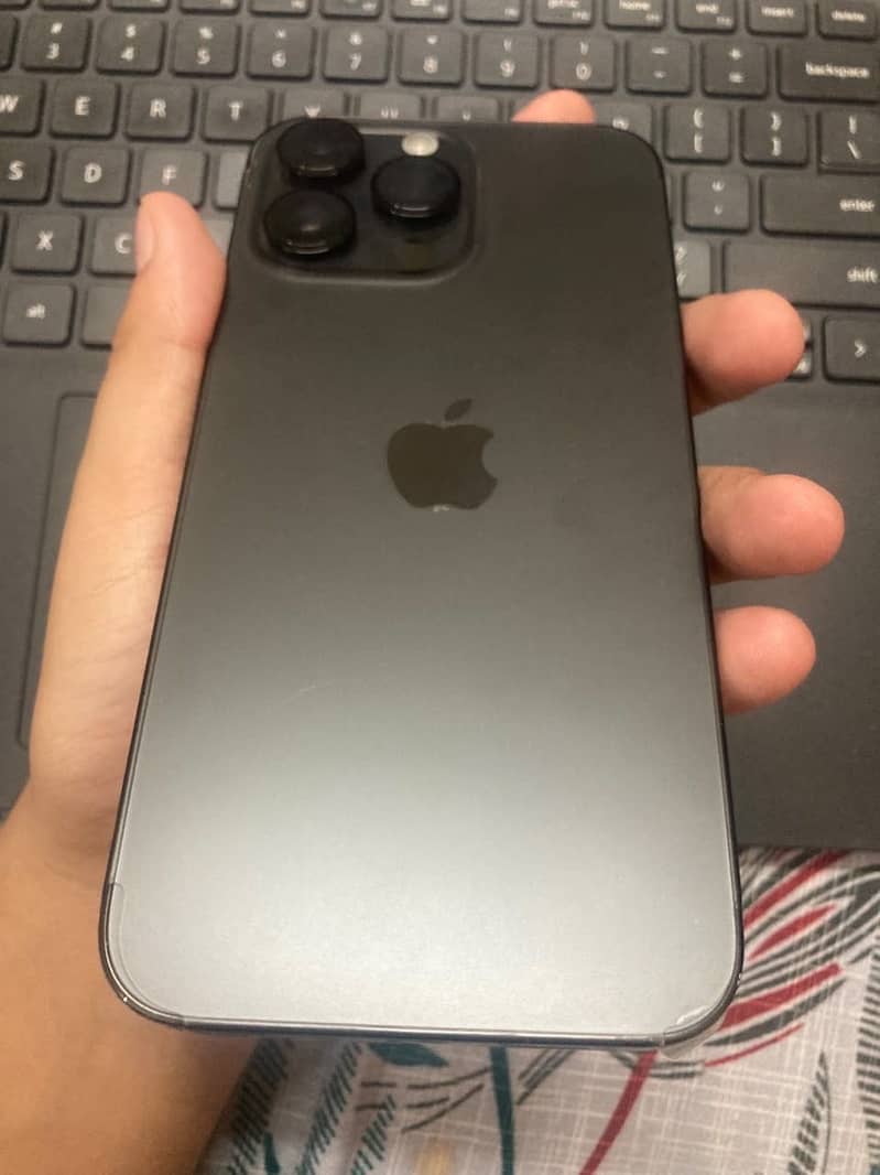 Apple iPhone 14 Pro Max 2