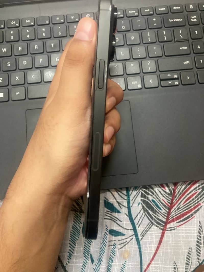 Apple iPhone 14 Pro Max 4