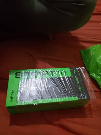 Infinix Smart 10 4/64 Box+charger