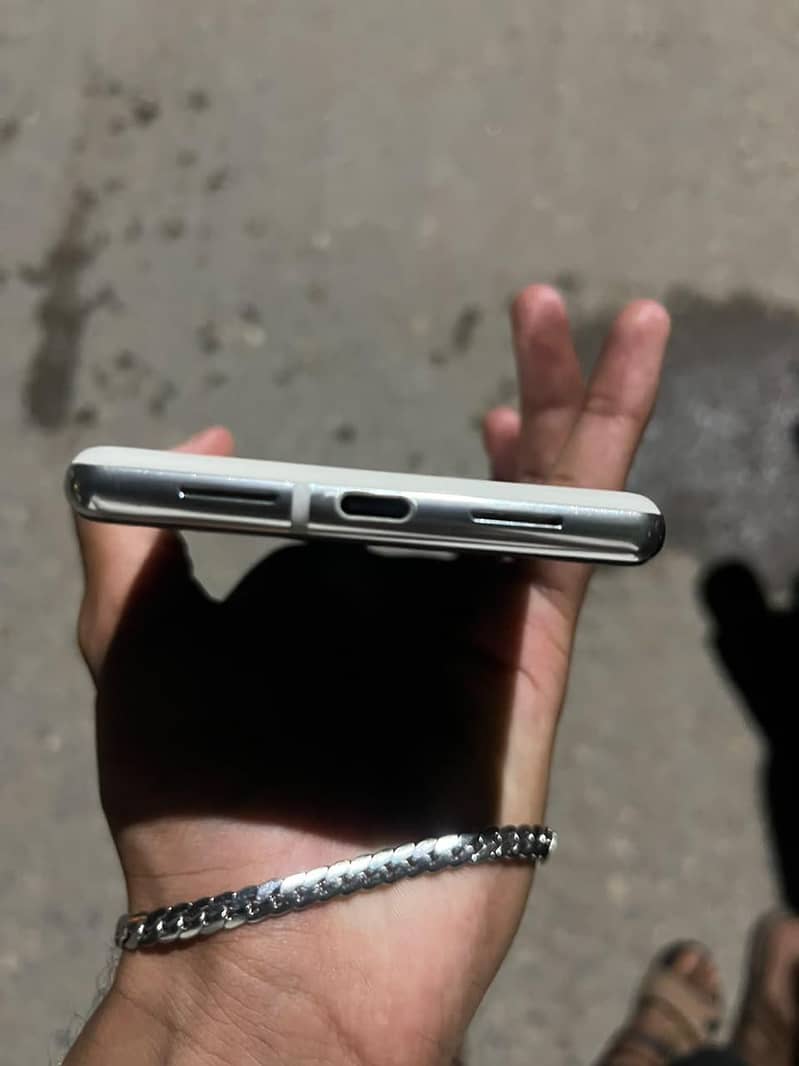Google Pixel 6 Pro 2