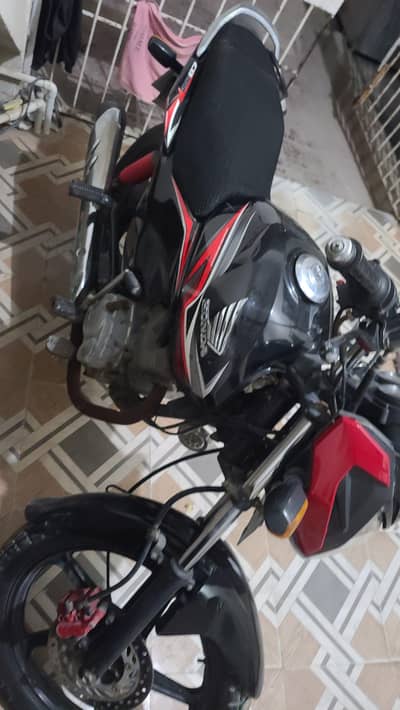 Honda CB 125f good condition 10/9