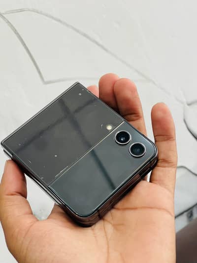 Samsung Mobile Z Flip 4