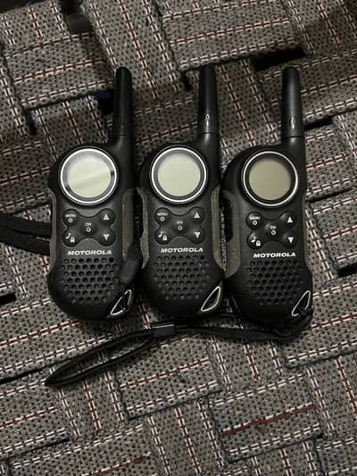Walkie talkie (TLKR T6)