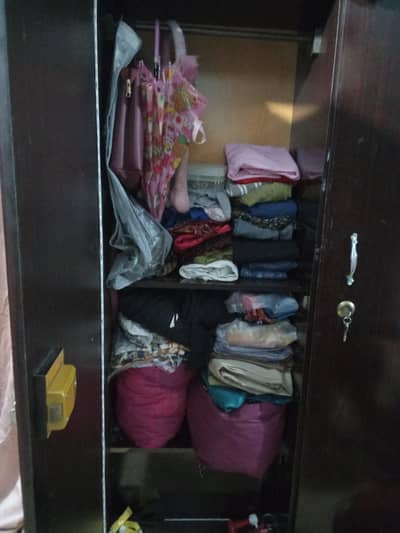 almari for sale 2 almari h 2 doors wali