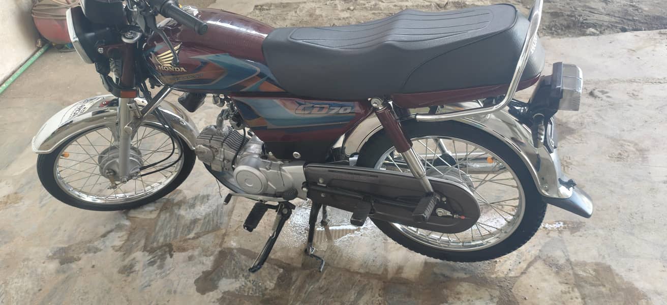 CD 70 cc 2