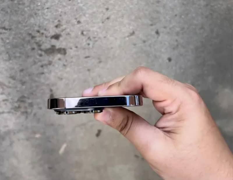 Apple iPhone 14 Pro 3