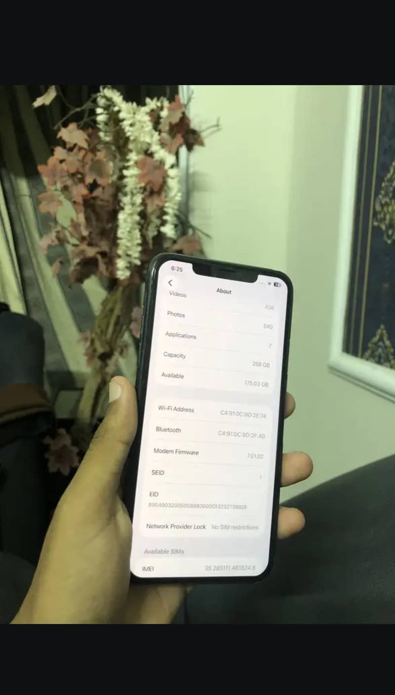 Apple iPhone 11 Pro Max 8