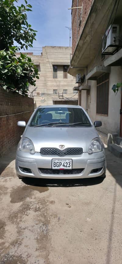 Toyota Vitz 2003