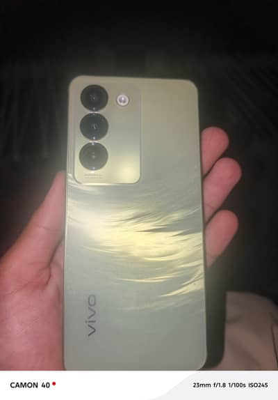Vivo y 100 8 ram 256 storage